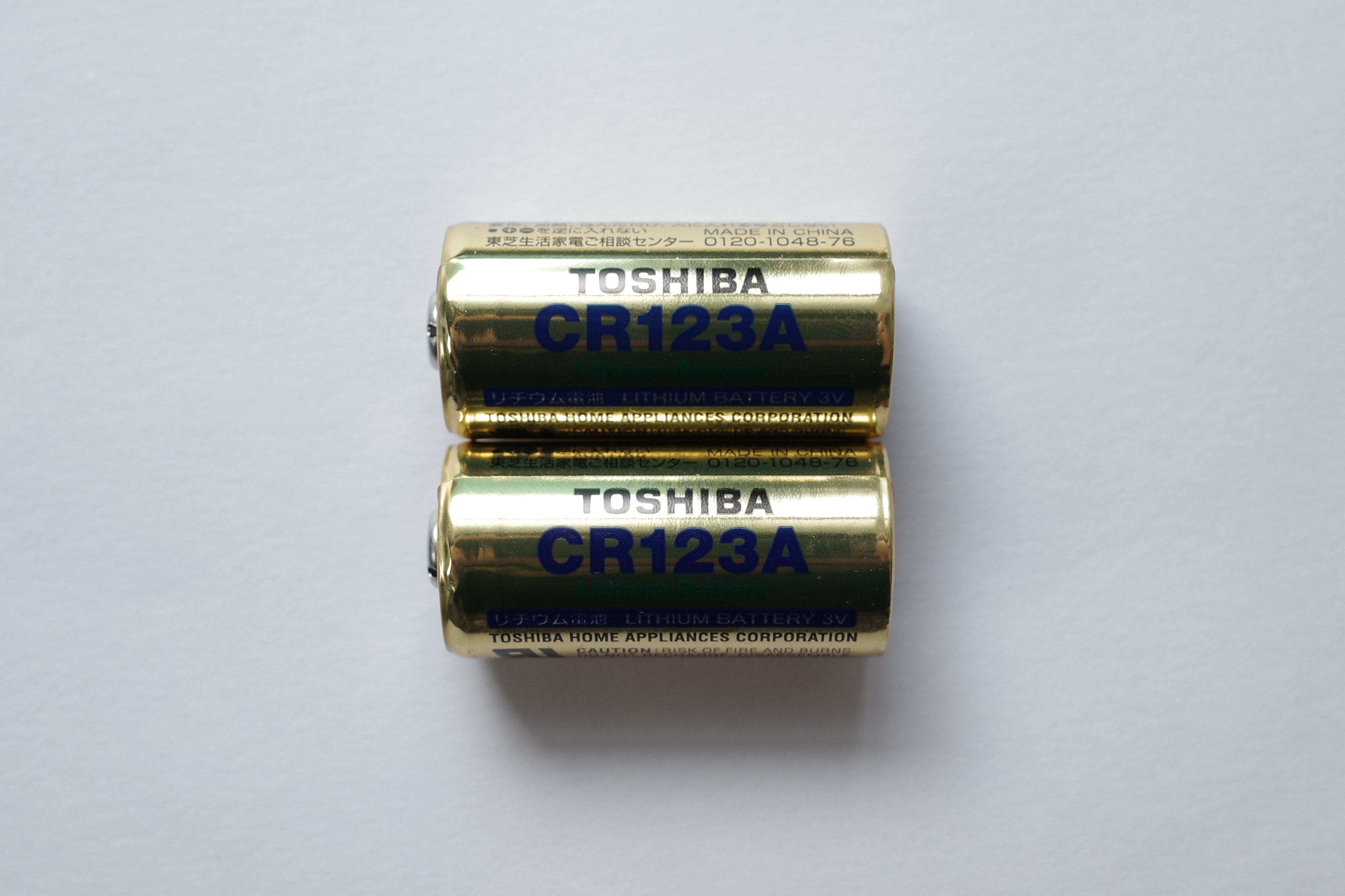 フィルムカメラ用電池CR123Aの入手方法、充電式電池の存在と注意点 | from experience